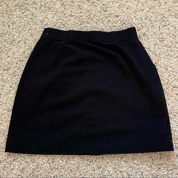 WOMEN'S HOLLISTER BLACK SKIRT - Picture 3 of 3